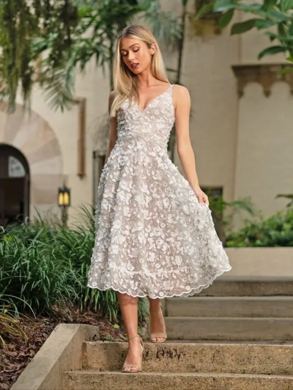 Dress The Population Elisa Embroidered Midi Dress White Floral Size Small
